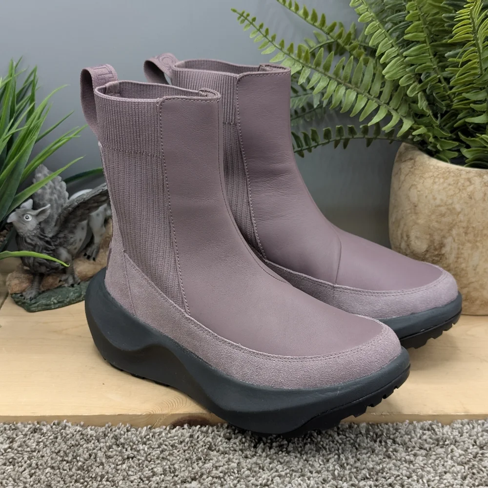 The North Face Women’s Halseigh Knit Winter Purple Boots Size 6.5